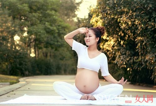 什麼是孕婦瑜伽？_孕婦瑜伽需要註意什麼？這些知識要搞懂